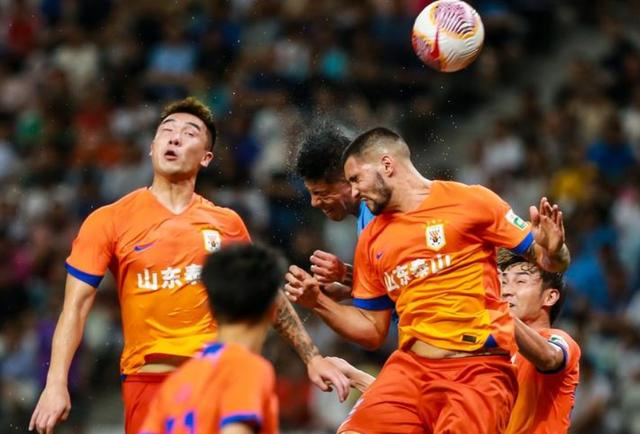 开云体育app下载-清晨体能课后，山东男篮临场应变备战亚冠，管理层满意，赛程密集仍需轮换(202324年cba联赛临场裁判员名单)